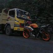 Thầ