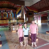 Nhậ