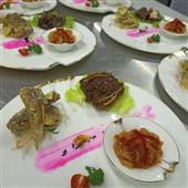 Trự
